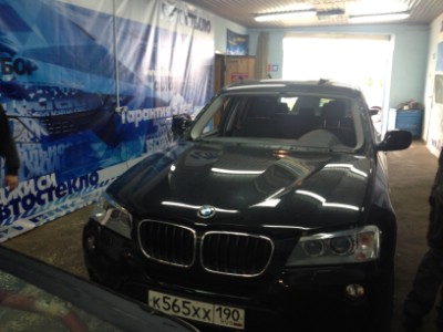 Установка автостекла на BMW