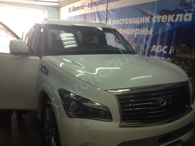 Автостекло Infiniti