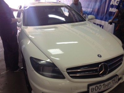 Установка лобового стекла Mercedes W216 (CL-CLASS) -