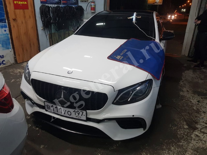 Установка автостекла Mercedes E-Class W213 4D SED -