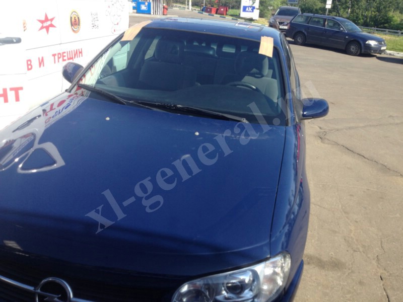 Лобовое стекло на Opel Omega B 4D SED Caravan 1994-2000 Лобовое стекло на Opel Omega B 4D SED Caravan 1994-2000
