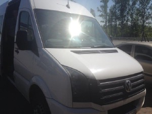 Установка лобового стекла Volkswagen Crafter 2006-