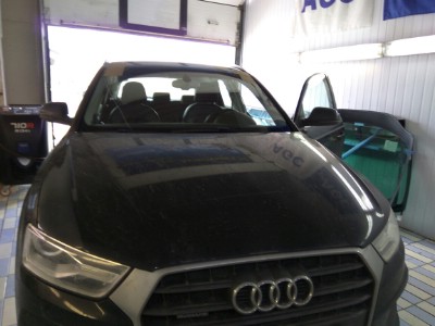 Установка автостекла AUDI Q3 RANGER 5D 2011-2015