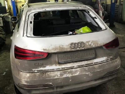 Установка автостекла Audi Q3 2011-