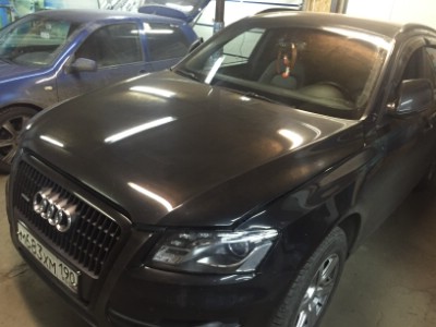 Установка лобового стекла AUDI Q5 2008-2012