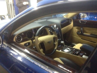 Установка лобового стекла Bentley Continental 4D Sed 2005-2013