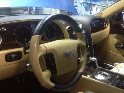 Установка лобового стекла Bentley Continental 4D Sed 2005-2013