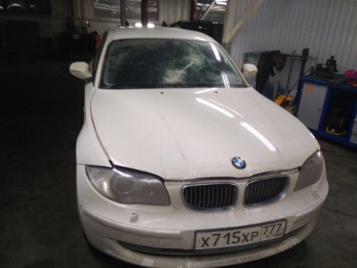 Установка лобового стекла BMW E87 2010-