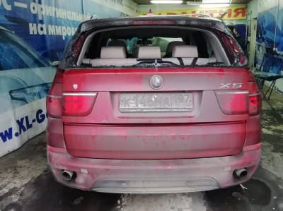 Установка заднего стекла BMW X5 E53 2000-2006