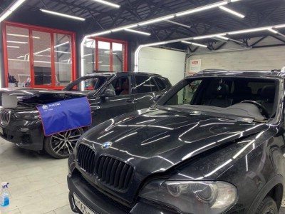 Установка лобового стекла BMW X5 G05 2019-