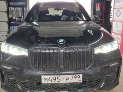 Установка лобового стекла BMW X7 G07 2018-