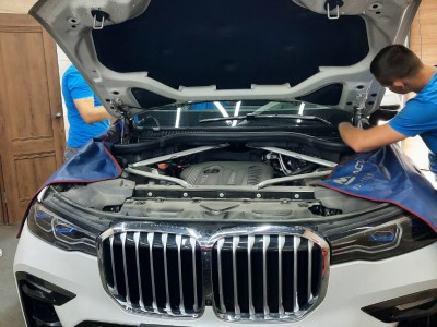 Установка лобового стекла BMW X7 G07 -