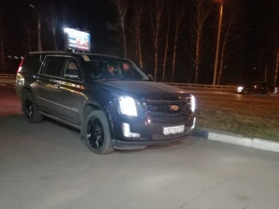 Установка лобового стекла Chevrolet Suburban Tanoe Cadillac Escalademc Yukon 2015-