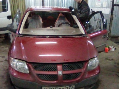 Установка лобового стекла Chrysler Voyagergrand Voyagertown Countrydodge Caravan 1996-2007