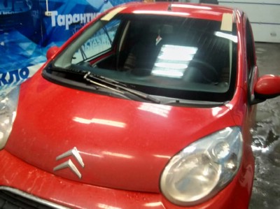 Установка лобового стекла CITROEN C1 2005-