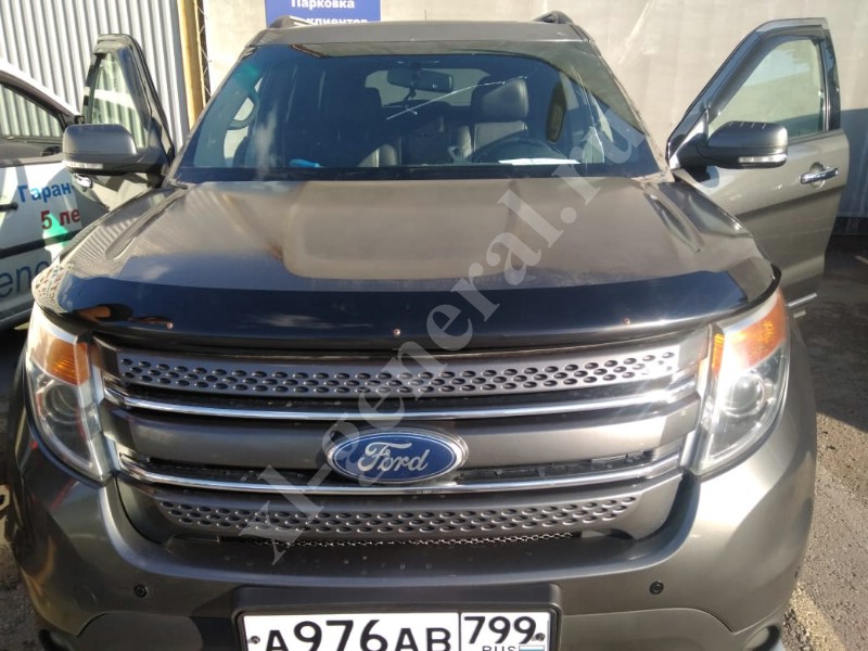 Лобовое стекло Ford Explorer 5D 2011-