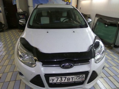 Установка лобового стекла FORD FOCUS III 4D SED, 5D HB 2011-