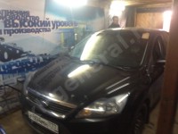 Установка автостекла на Ford Focus 2