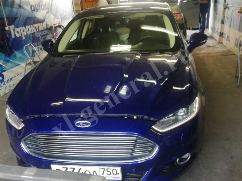 Лобовое стекло Ford Mondeo V 4D SED, 5D HB 2015-