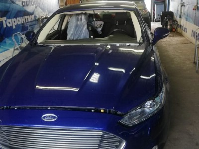 Установка лобового стекла Ford Mondeo V 4D SED, 5D HB 2015-