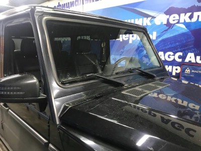 Установка заднего стекла G-model Ranger (Gelandevagen) G500 2010-