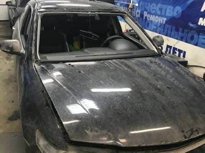 Установка лобового стекла Honda Accord 2006-2008