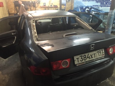 Установка лобового стекла Honda Accord VII 4D Sed 2003-2008