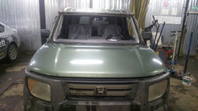 Установка лобового стекла Honda Element 2003-