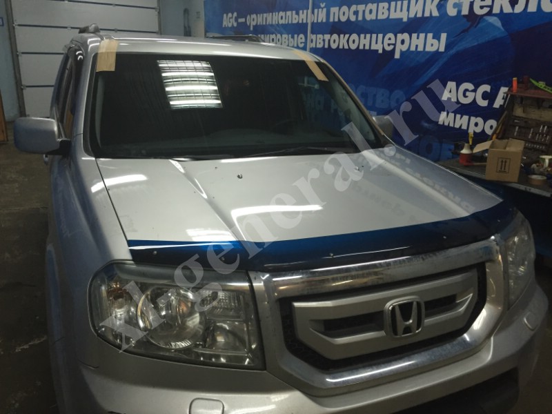 Установка лобового стекла HONDA PILOT 2008-