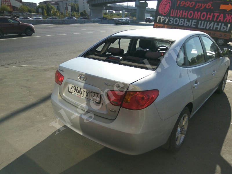 Заднее стекло Hyundai Elantra 4D SED 2007-2010