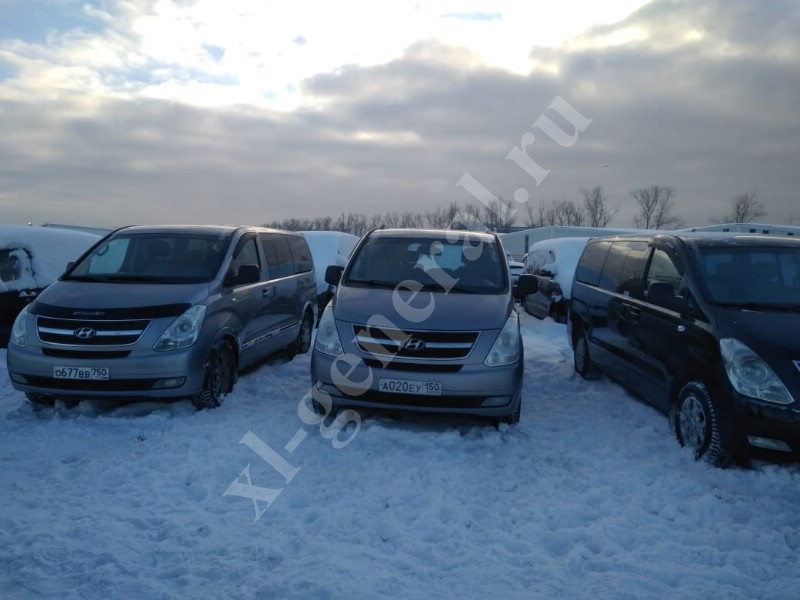 Установка автостекла на Hyundai H1 Grand Starex -