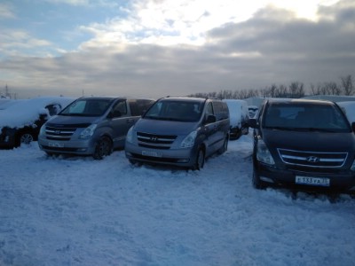 Установка лобового стекла Hyundai H1 Grand Starex -