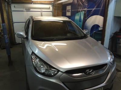 Установка лобового стекла HYUNDAI iX 35 5D 2009-