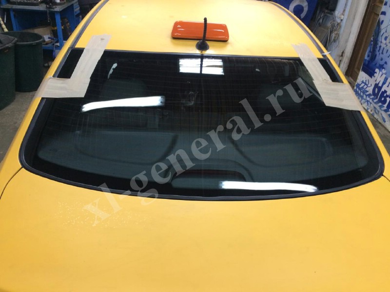 Заднее стекло Hyundai Solaris SED 2010-