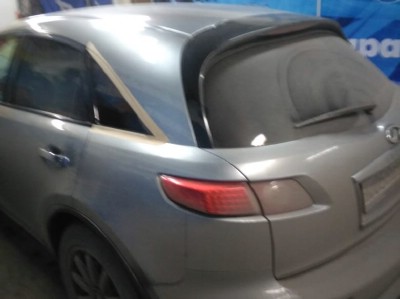 Установка кузовного стекла Infiniti FX35 FX45 2003-2008