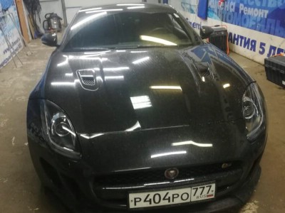 Установка лобового стекла Jaguar F-Type 2013-