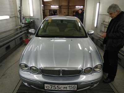 Установка лобового стекла Jaguar X Type Sed 4D 2001-2010