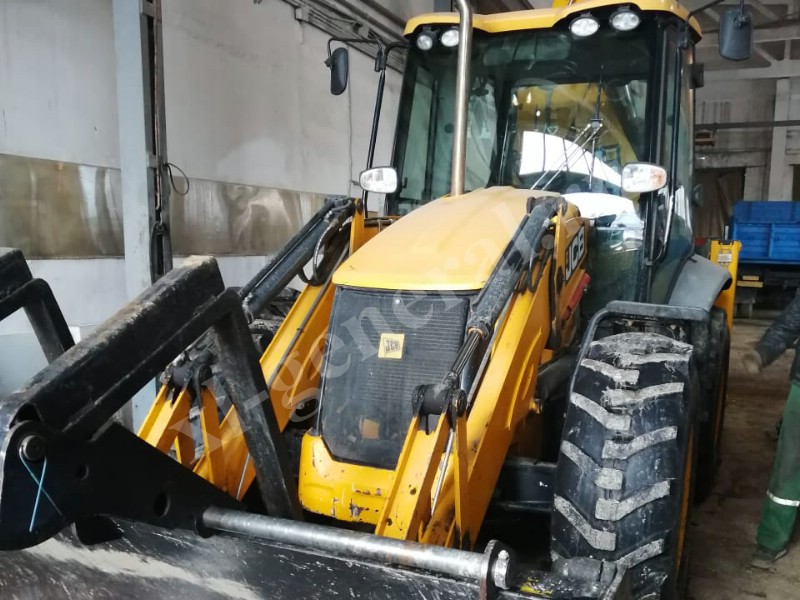 Установка стекла на спецтехнику JCB 3CX 4CX 2005-2015