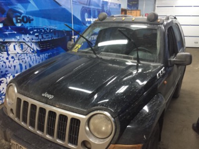 Установка лобового стекла JEEP CHEROKEE LIBERTY 2001-2008