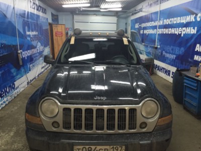 Установка лобового стекла JEEP CHEROKEE LIBERTY 2001-2008