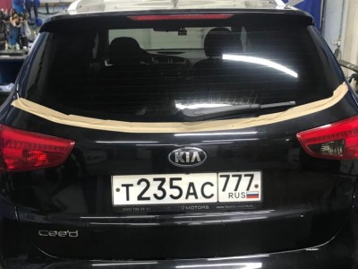 Установка заднего стекла Kia Ceed Wagon 2012-2018