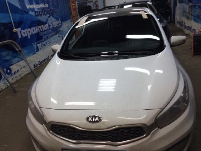 Установка лобового стекла Kia Pro Cee'd 2012-