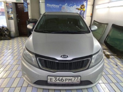 Установка лобового стекла KIA RIO III SED, 5D HB 2010-2017