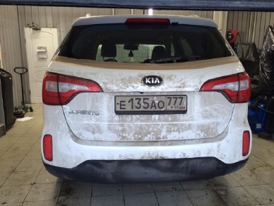 Установка лобового стекла Kia Sorento 2009-2015