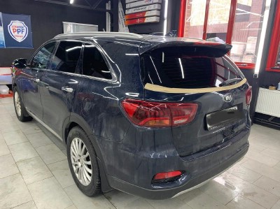 Установка заднего стекла Kia Sorento Prime 5D 2015-