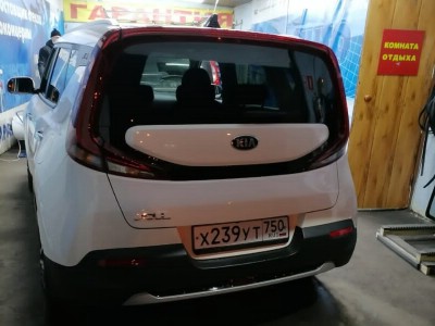 Установка лобового стекла Kia Soul 2019-