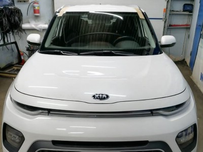 Установка лобового стекла Kia Soul 2019-