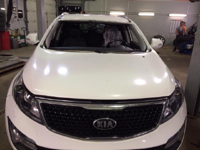 Установка лобового стекла Kia Sportage III 5D Ranger 2014-2016