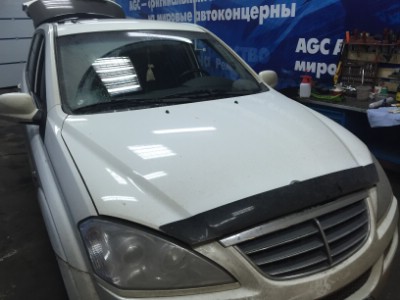 Установка лобового стекла SSANG YONG KYRON ACTYON 2006-