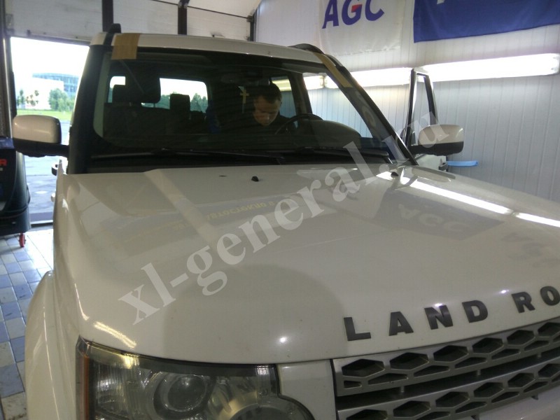 Лобовое стекло Landrover discovery IV 2009-2011